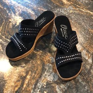 Onex Black Wedge Sandals Sz. 7